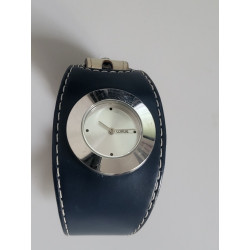 LORUS Montre bracelet souple bleu cadran blanc water resistant 8 ATM (36)