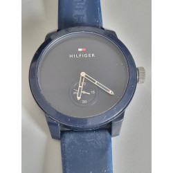 TOMMY HILFIGER Montre bracelet souple cadran bleu water resistant 3 ATM (35) — photo 2