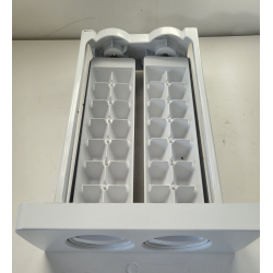 BEKO Tiroir à glaçons C00865093 488230 pour réfrigérateur CNE47520GB (211)