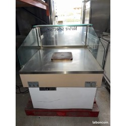 Vitrine chaude professionnelle avec plaque chauffante – maintien au chaud 94 × 94 × 120 cm