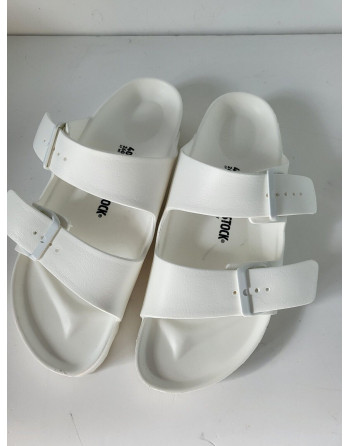 BIRKENSTOCK Claquettes...