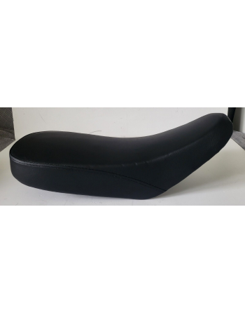 Selle noire 50 x 19.5 x 17...