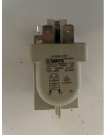 WHIRLPOOL Condensateur antiparasite pour lave linge AWOD 4937