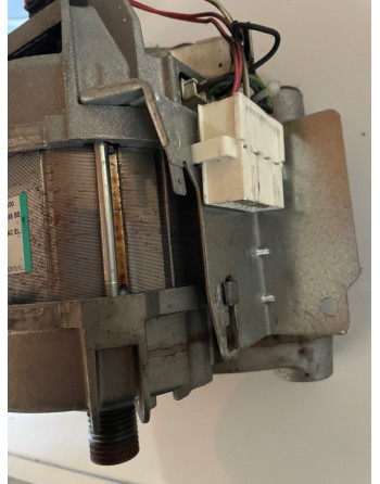 WHIRLPOOL Moteur NIDEC WU112T55W00 pour lave linge AWOD 4937 — photo 2
