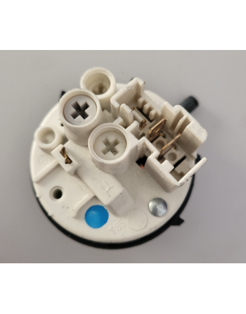 HAIER Pressostat 37670004 pour lave linge HW70-12811-F — photo 2