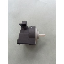 BEKO Pressostat 2833930300 pour lave linge WUE7425W