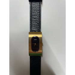 Montre Mishali à quartz ovale en cuir noir doré élégant 37