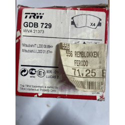 Jeu de plaquettes de frein avant TRW GDB 729 MITSUBISHI L200 — photo 2